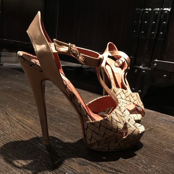 Missoni stiletto sandals, fits like 8.5 ♥️ - Picture 3 of 6